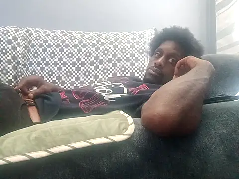 DevinToore online show from 11-06-25, 07:37