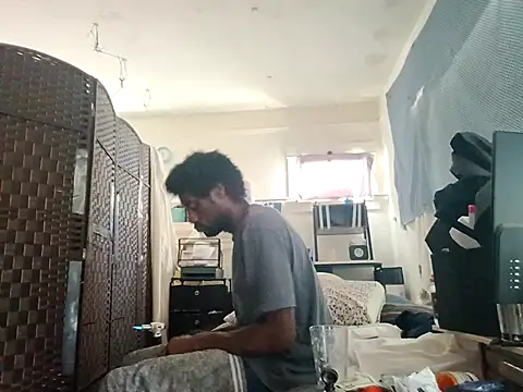 DevinToore online show from 11-10-25, 07:35