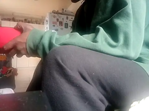 DevinToore online show from 12-17-25, 06:58