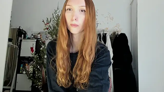 LisaIcon online show from 01-07-26, 09:39