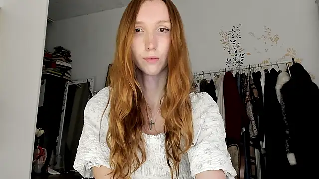 LisaIcon online show from 03-09-26, 08:57