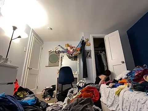 Snapshot of emilycoco chatting on 02-09-25, 11:15 emilycoco online show from 02-09-25, 11:15