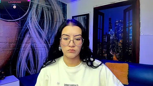 Violetaa diazz online show from 02-15-25, 09:04