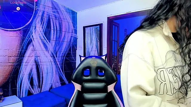 Violetaa diazz online show from 03-11-25, 08:09