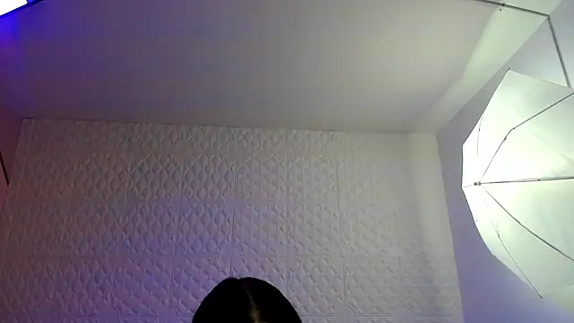 Violetaa diazz online show from 11-19-25, 09:26