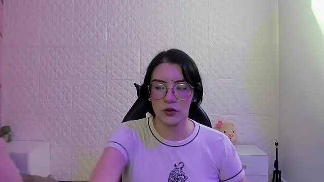 Violetaa diazz online show from 05-22-26, 09:31