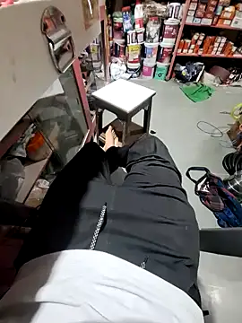 Snapshot of dickerdaddy25 chatting on 01-16-25, 04:07 dickerdaddy25 online show from 01-16-25, 04:07