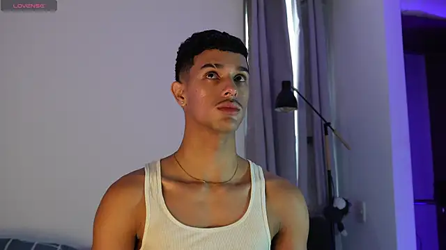 Busterspinter online show from 11-25-25, 01:22