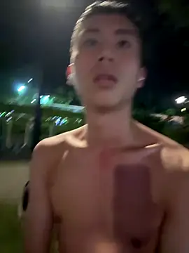 Snapshot of Benson18y chatting on 10-29-25, 08:43 Benson18y online show from 10-29-25, 08:43