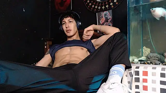 Godly huan online show from 05-22-26, 04:41
