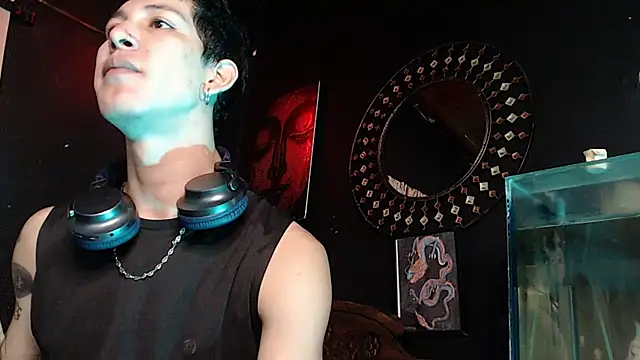 Godly huan online show from 05-23-26, 12:49