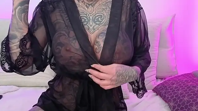 MeganWitch online show from 02-11-26, 08:14