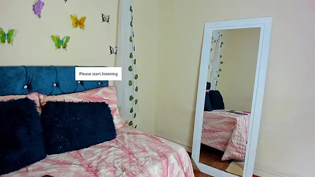 cristalwalker   online show from 09-14-25, 10:25