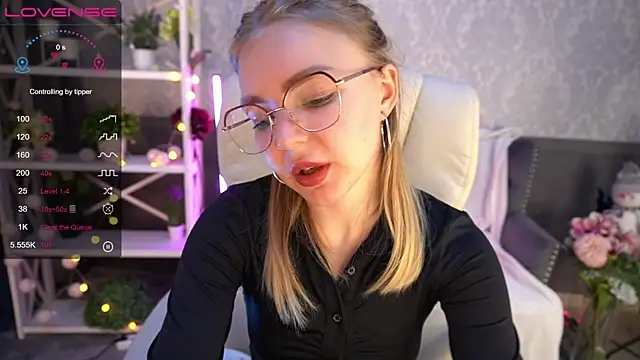 EmilySunshineS online show from 12-10-24, 09:22