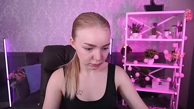 EmilySunshineS online show from 09-25-25, 06:06