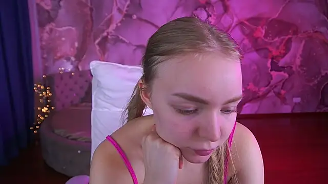 EmilySunshineS online show from 10-26-25, 08:20