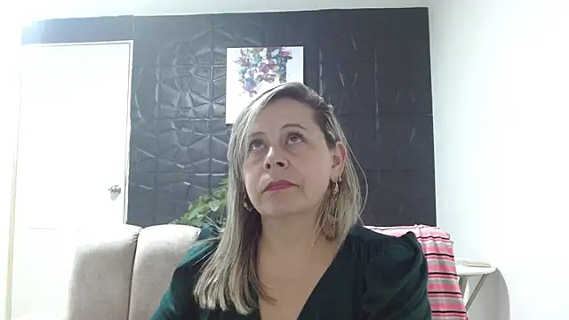 CINTHIA1609 online show from 02-25-25, 11:00