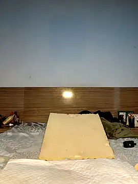 Luhma hot online show from 11-07-25, 06:52