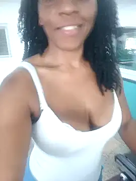 Snapshot of Luhma_hot chatting on 05-09-26, 01:05 Luhma hot online show from 05-09-26, 01:05