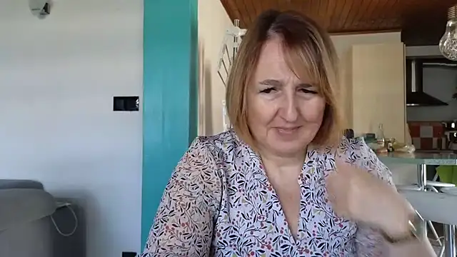 Sandcoq online show from 04-10-26, 08:52