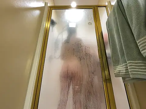 Maxinebabyyy online show from 12-17-24, 06:20