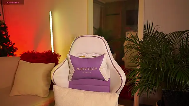 abigail adamss online show from 12-31-24, 12:00