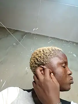 Snapshot of Crazybitchtheanalgoddess4 chatting on 01-05-25, 11:33 Crazybitchtheanalgoddess4 online show from 01-05-25, 11:33