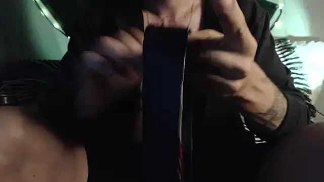 roystonee01 online show from 07-17-26, 10:22