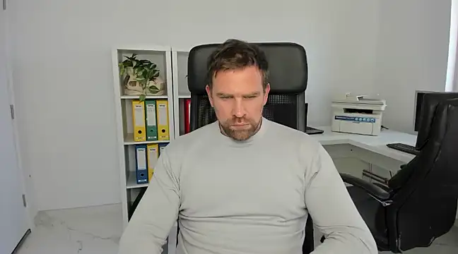 John-E-Dough online show from 12-02-24, 08:41