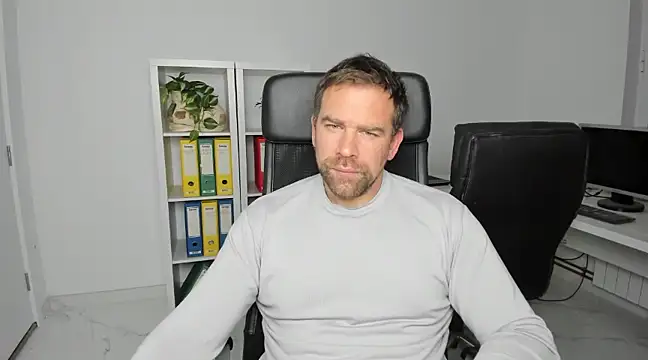 John-E-Dough online show from 12-04-24, 04:54