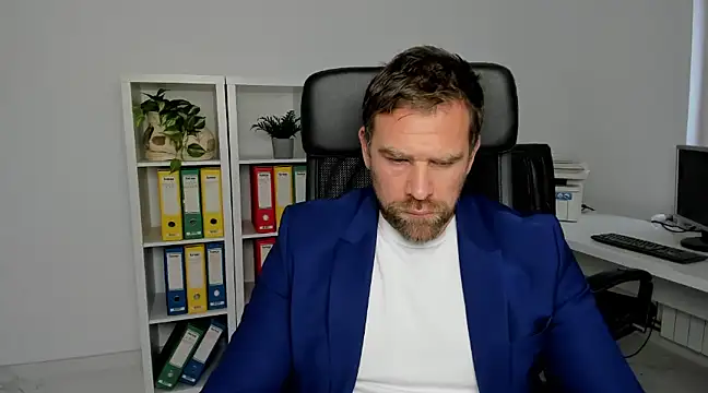 John-E-Dough online show from 12-12-24, 08:47