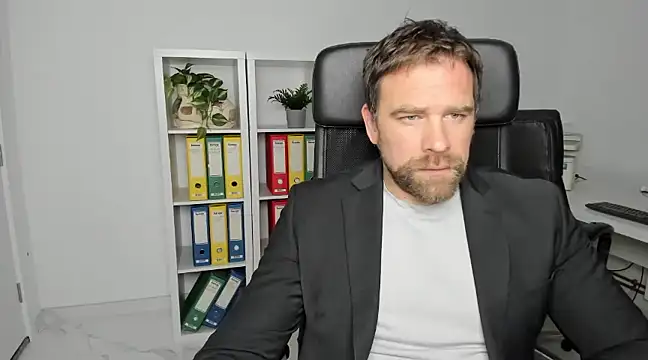 John-E-Dough online show from 12-17-24, 05:07