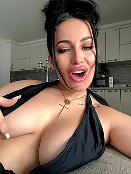 Snapshot of melissablack chatting on 01-14-26, 09:26 melissablack online show from 01-14-26, 09:26