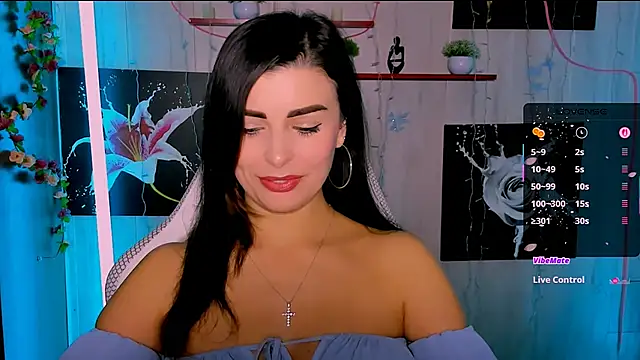 Snapshot of KayWuds chatting on 02-07-26, 07:56 KayWuds online show from 02-07-26, 07:56