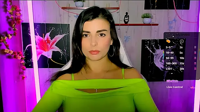 Snapshot of KayWuds chatting on 02-10-26, 07:56 KayWuds online show from 02-10-26, 07:56