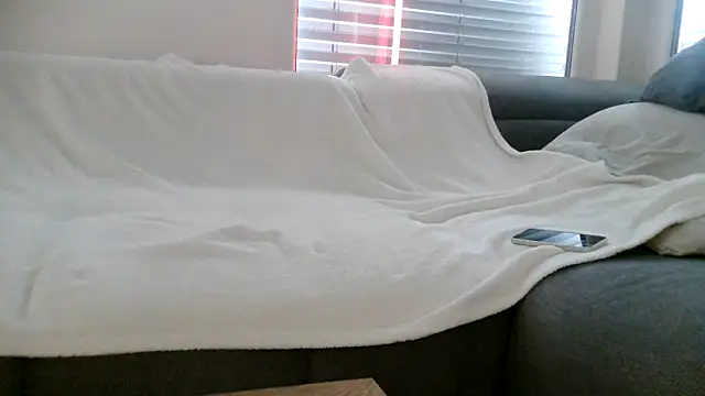 WilloGirl online show from 05-30-26, 04:26