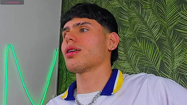 Nathaniel Park online show from 02-06-26, 03:22