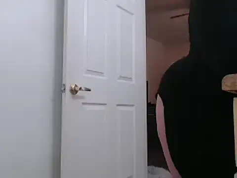 AlyssiaAmoreXO online show from 02-15-25, 06:12