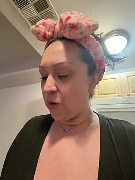 AlyssiaAmoreXO online show from 03-13-26, 03:18