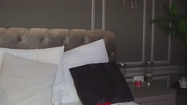 AnnieStylesx online show from 01-21-25, 11:03