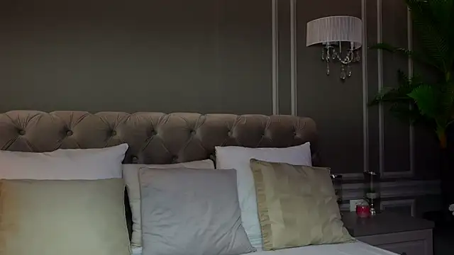 AnnieStylesx online show from 10-09-25, 03:04