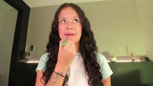 angel witch online show from 12-11-24, 07:36