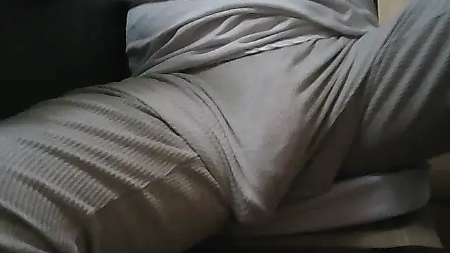 Snapshot of xxxlhung4uxxx chatting on 10-11-25, 03:06 xxxlhung4uxxx online show from 10-11-25, 03:06