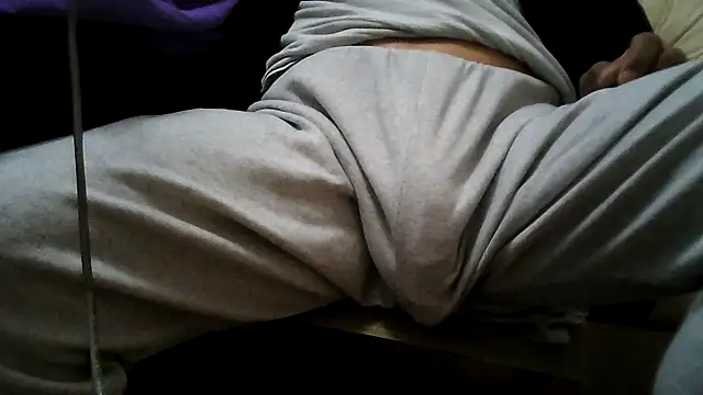 xxxlhung4uxxx online show from 05-23-26, 06:18