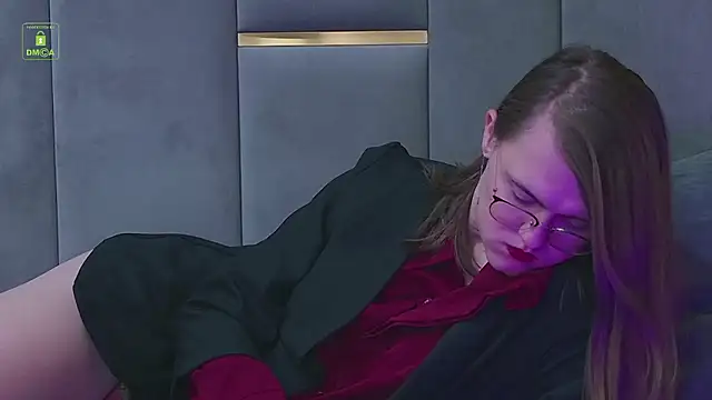 YukoFanee online show from 12-05-24, 05:06