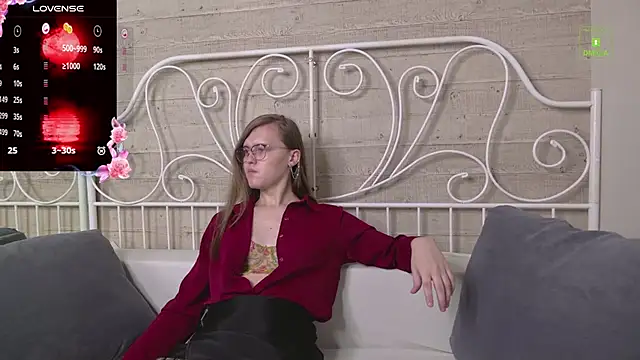 YukoFanee online show from 10-08-25, 08:06