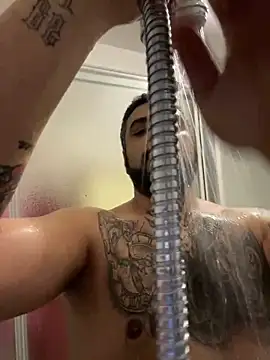 Dikkiduohottt online show from 02-26-25, 06:54