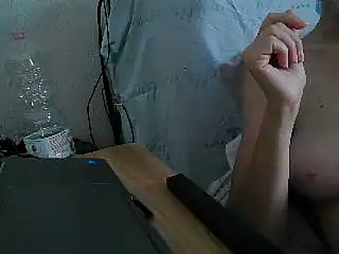 VeneRed online show from 07-28-26, 12:34