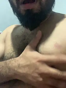 Snapshot of desiduzz21 chatting on 12-22-24, 07:21 desiduzz21 online show from 12-22-24, 07:21