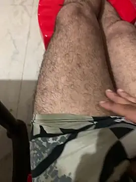 Snapshot of desiduzz21 chatting on 10-01-25, 06:47 desiduzz21 online show from 10-01-25, 06:47